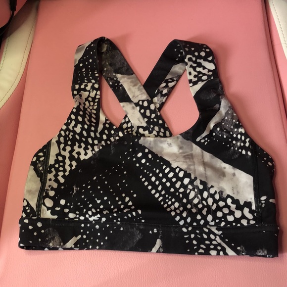 Lululemon bra - Picture 4 of 4